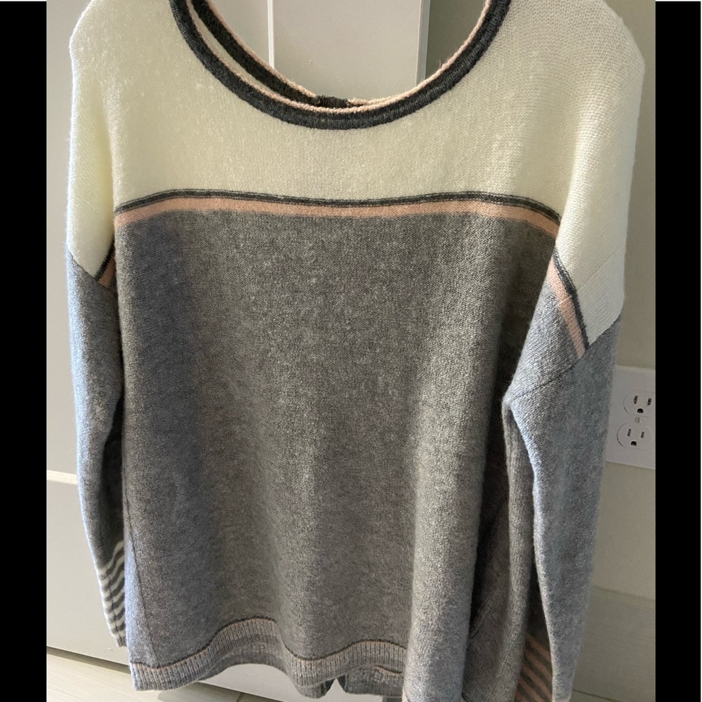 Pretty Caslon Button Back Sweater